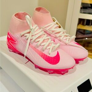 Nike Youth Pink Soccer Cleats